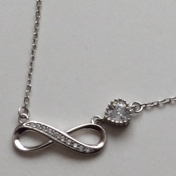 Michael Todd Hello Beautiful Sterling Silver Forever Necklace New in Box - Picture 3 of 7